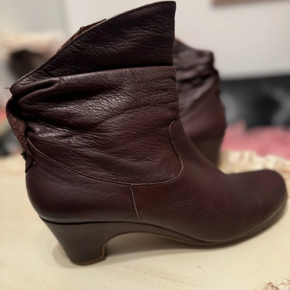 Eric Michael Women's  Julia Ankle Boot | Size 41